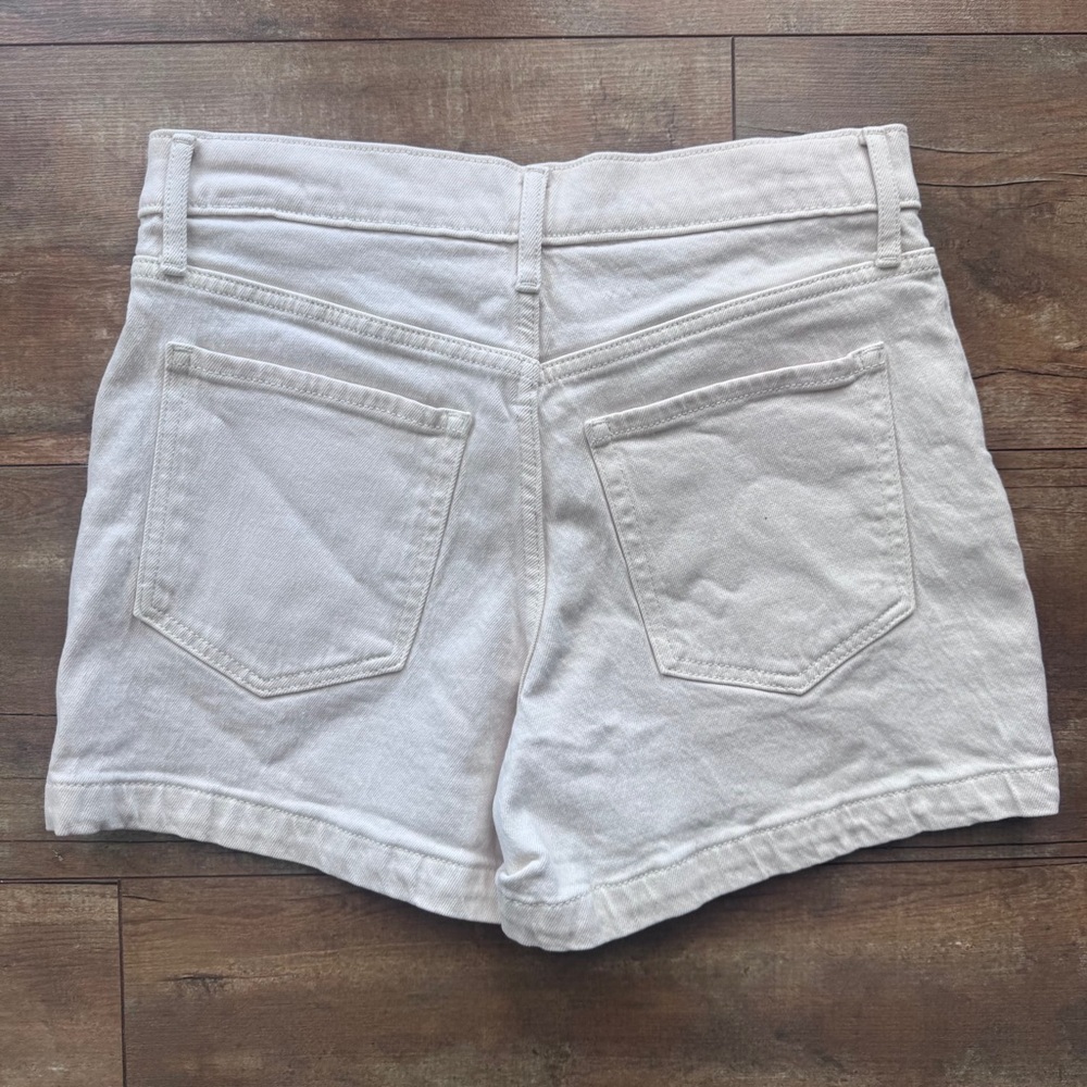 Banana Republic Beige High Rise Button Fly Stretch Denim Shorts Size 2/26 - Picture 2 of 6